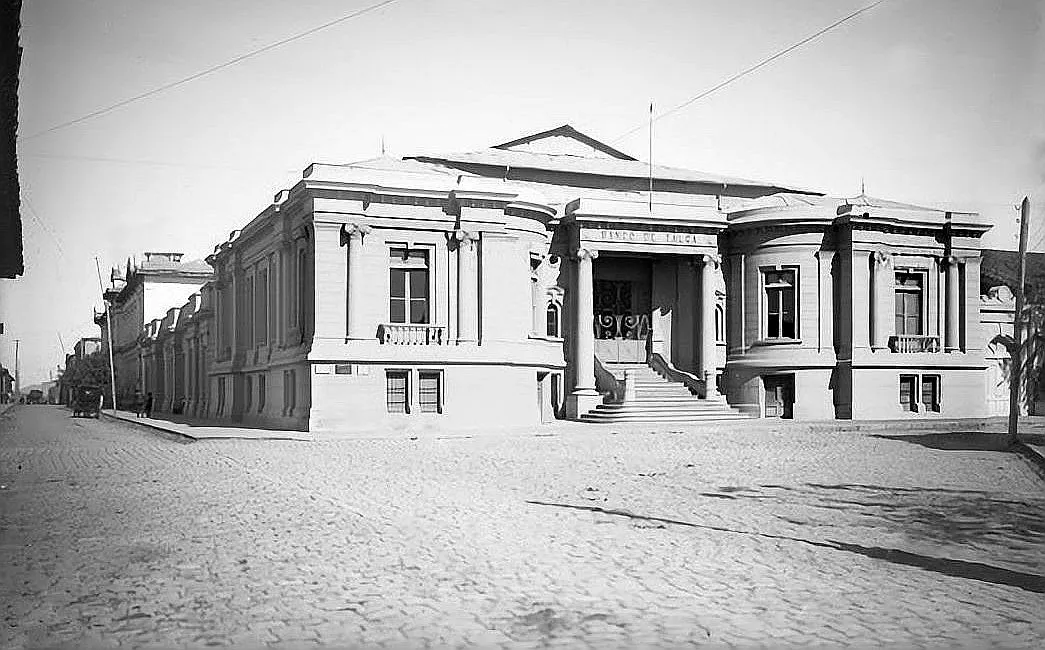 Sucursal del Banco de Talca en Cauquenes hasta 1939. — aprox. 1939 | Chile de Ayer