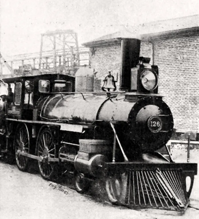 Locomotora n° 126 José Manuel Balmaceda de Ferrocarriles del Estado de Chile. — aprox. 1895 | Chile de Ayer