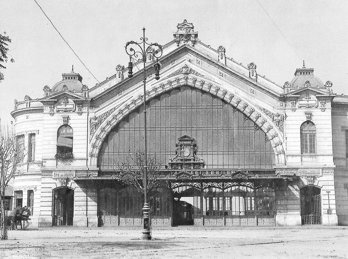 Antigua estación Providencia, al inicio del actual Parque Bustamante, Santiago de Chile. — aprox. 1910 | Chile de Ayer