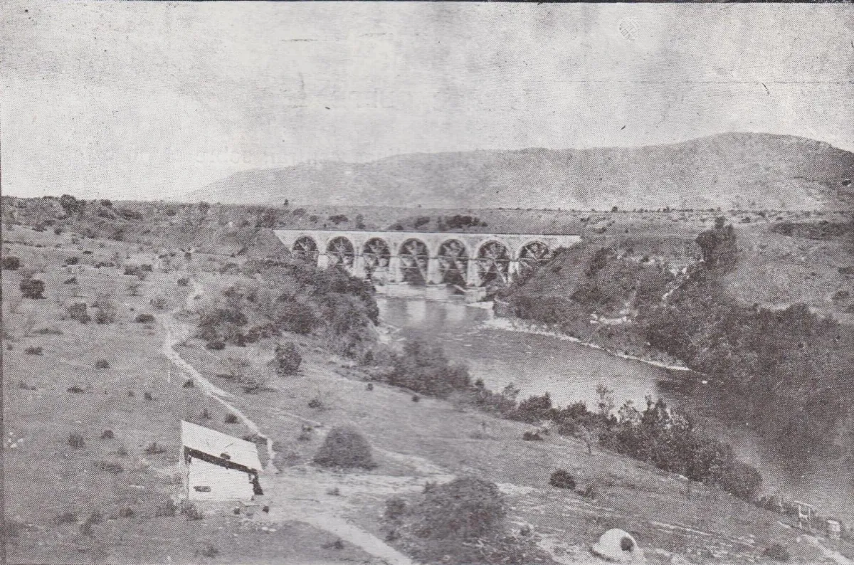 Antiguo puente sobre el río Claro, circa 1929 — aprox. 1929 | Chile de Ayer
