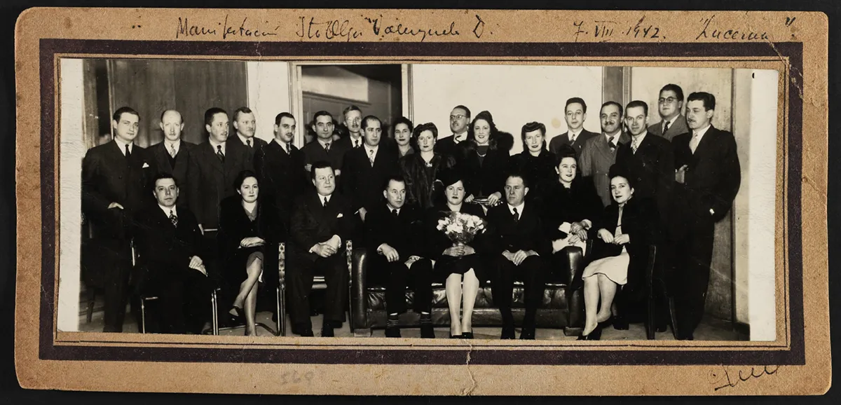 Manifestación Olga Valenzuela D. 7 de Agosto del año1942 — aprox. 1942 | Chile de Ayer