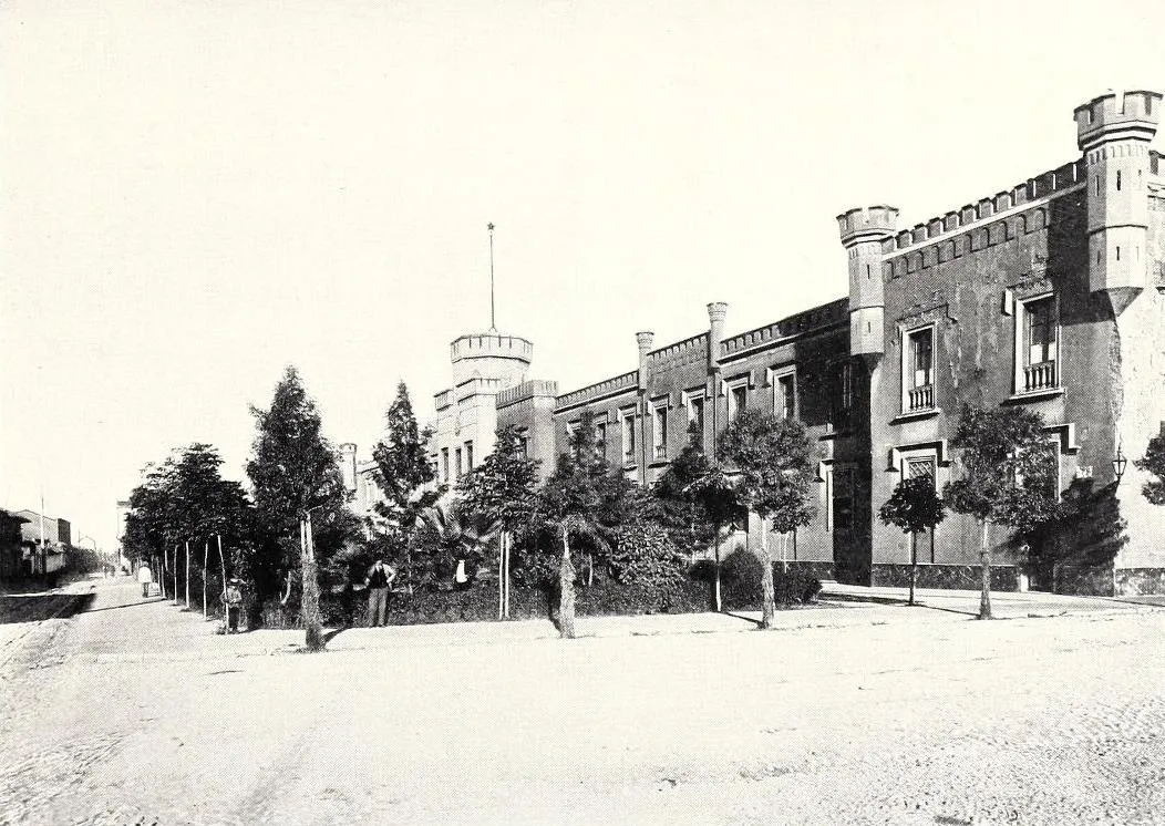 Cuartel de Policía, Santiago de Chile, 1904 — aprox. 1904–1930 | Chile de Ayer