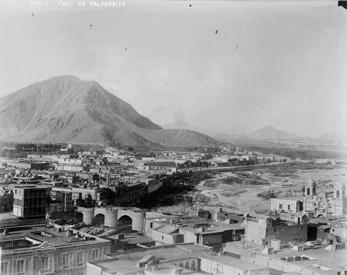 Vista parcial de Valparaíso — aprox. 1890–1930 | Chile de Ayer