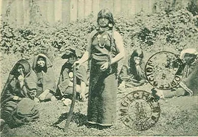 Mujeres mapuche, indias araucanas — aprox. 1899–1930 | Chile de Ayer