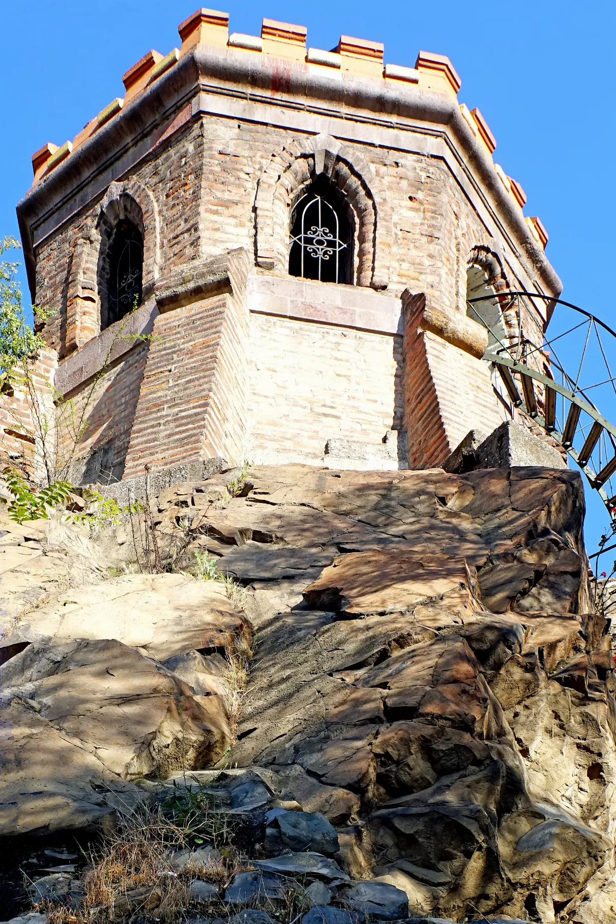 Castillo Hidalgo en el Cerro Santa Lucía — aprox. 1816–1930 | Chile de Ayer