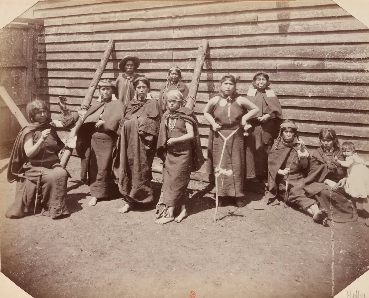 Mapuches, ca. 1890-1900 — aprox. 1890 | Chile de Ayer