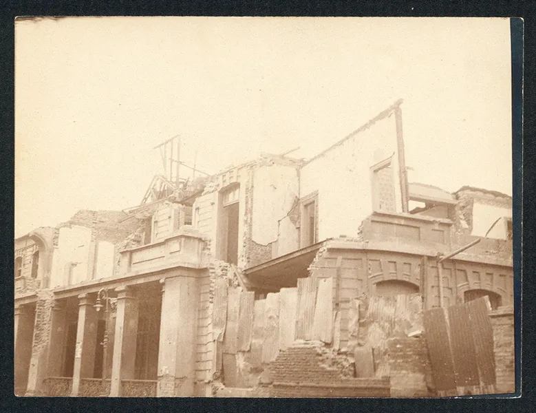 Ruinas de edificios residenciales tras terremoto de Valparaíso 1906 — aprox. 1906 | Chile de Ayer