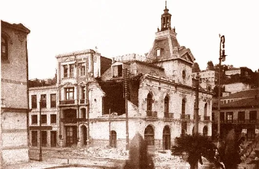 Cuartel General de Bomberos luego de Terremoto de 1906 en Valparaíso — aprox. 1906 | Chile de Ayer