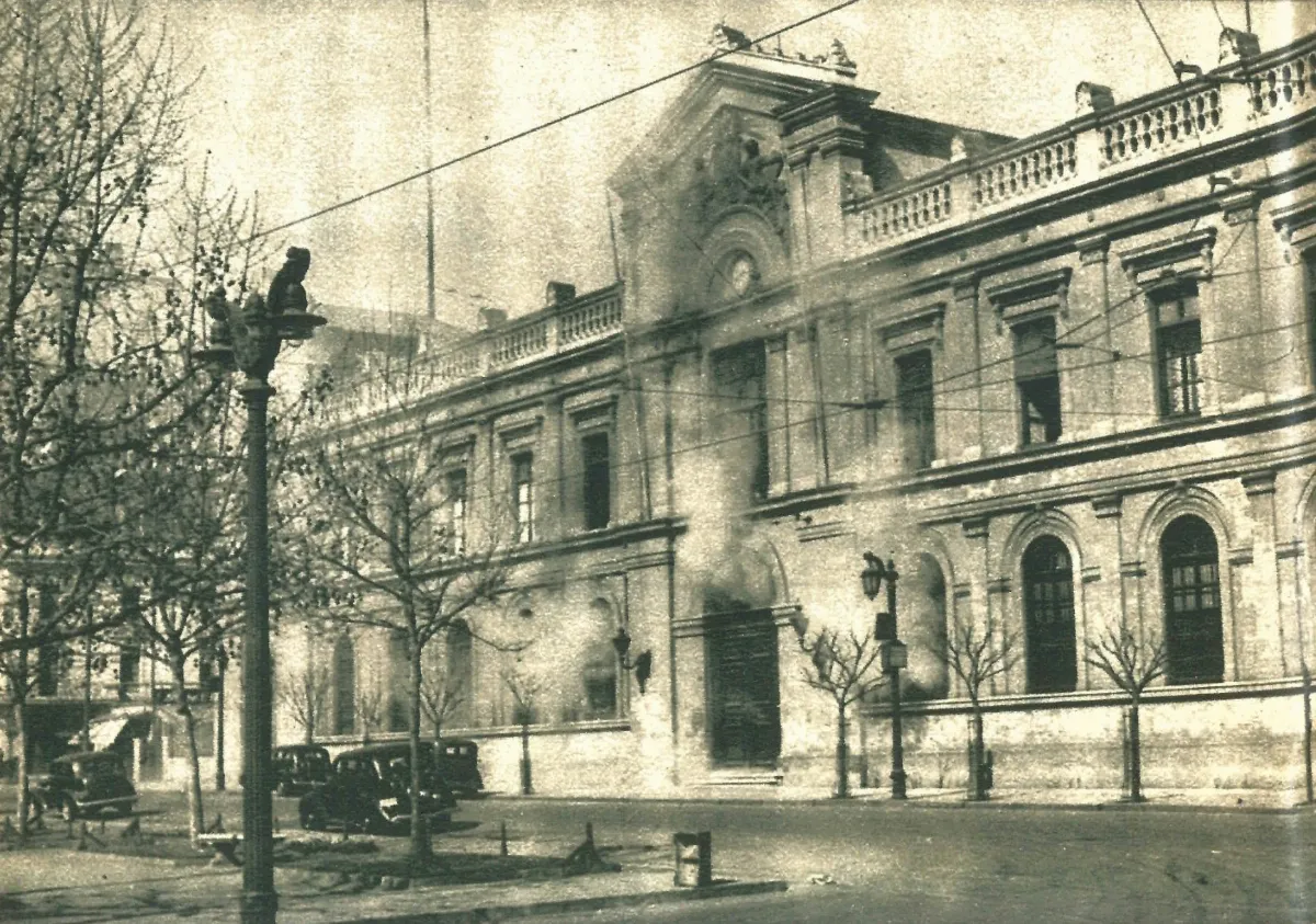 Universidad de Chile durante el intento de golpe, 5 de septiembre de 1938 — aprox. 1938 | Chile de Ayer