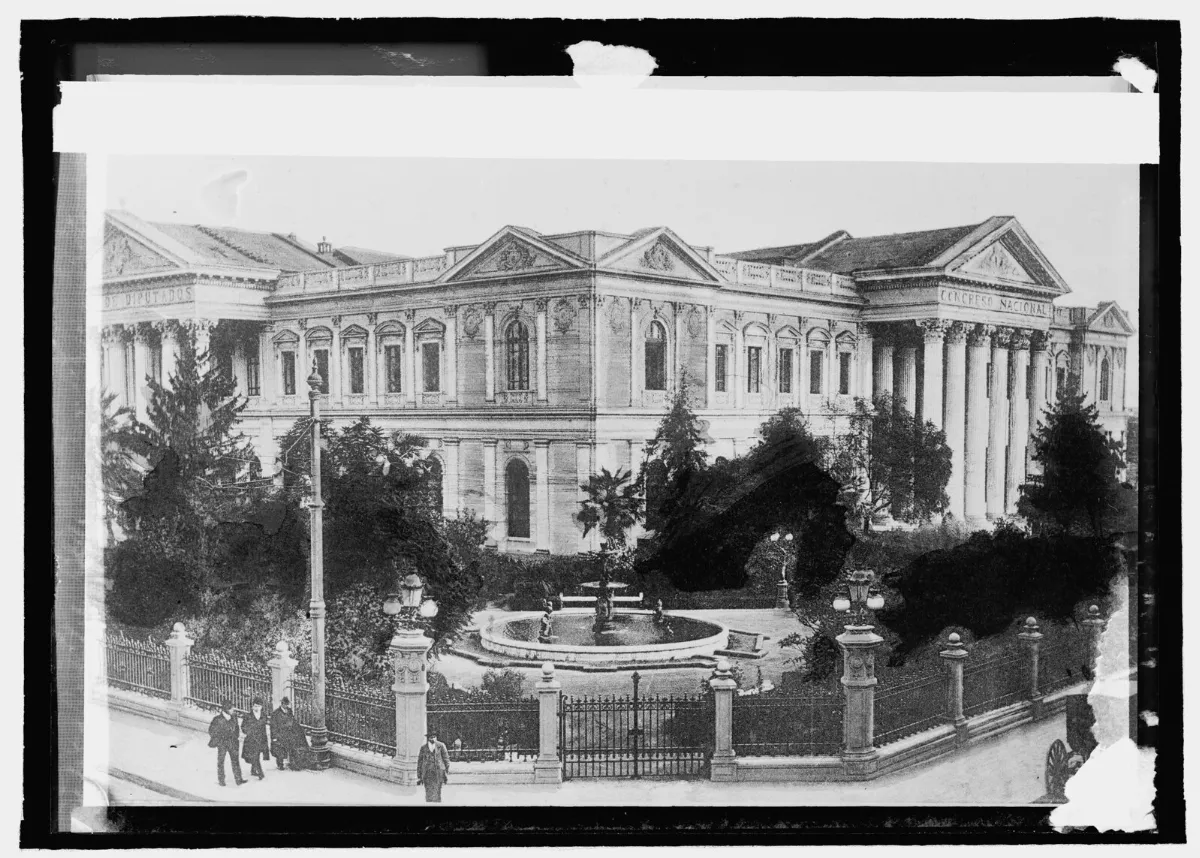 Edificio del Congreso Nacional en Santiago — aprox. 1908 | Chile de Ayer