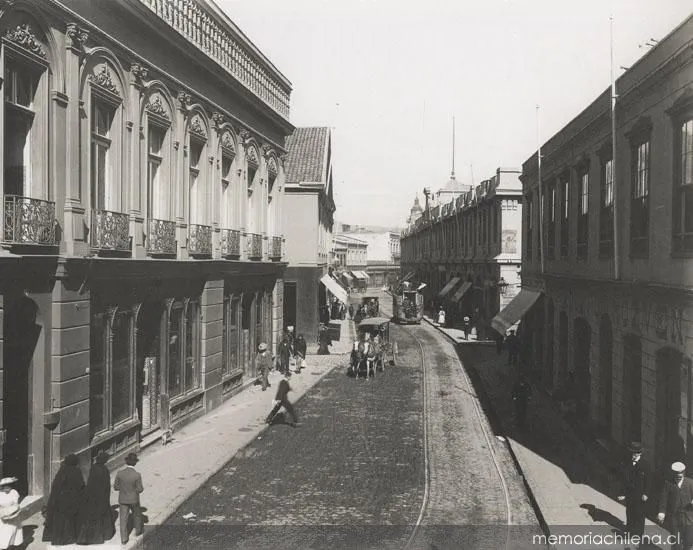 Calle Condell, Valparaíso, 1900 — 1900 | Chile de Ayer