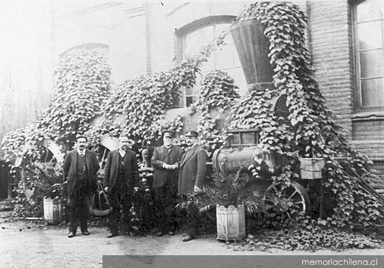 Locomotora Copiapó, hacia 1900 — 1900 | Chile de Ayer