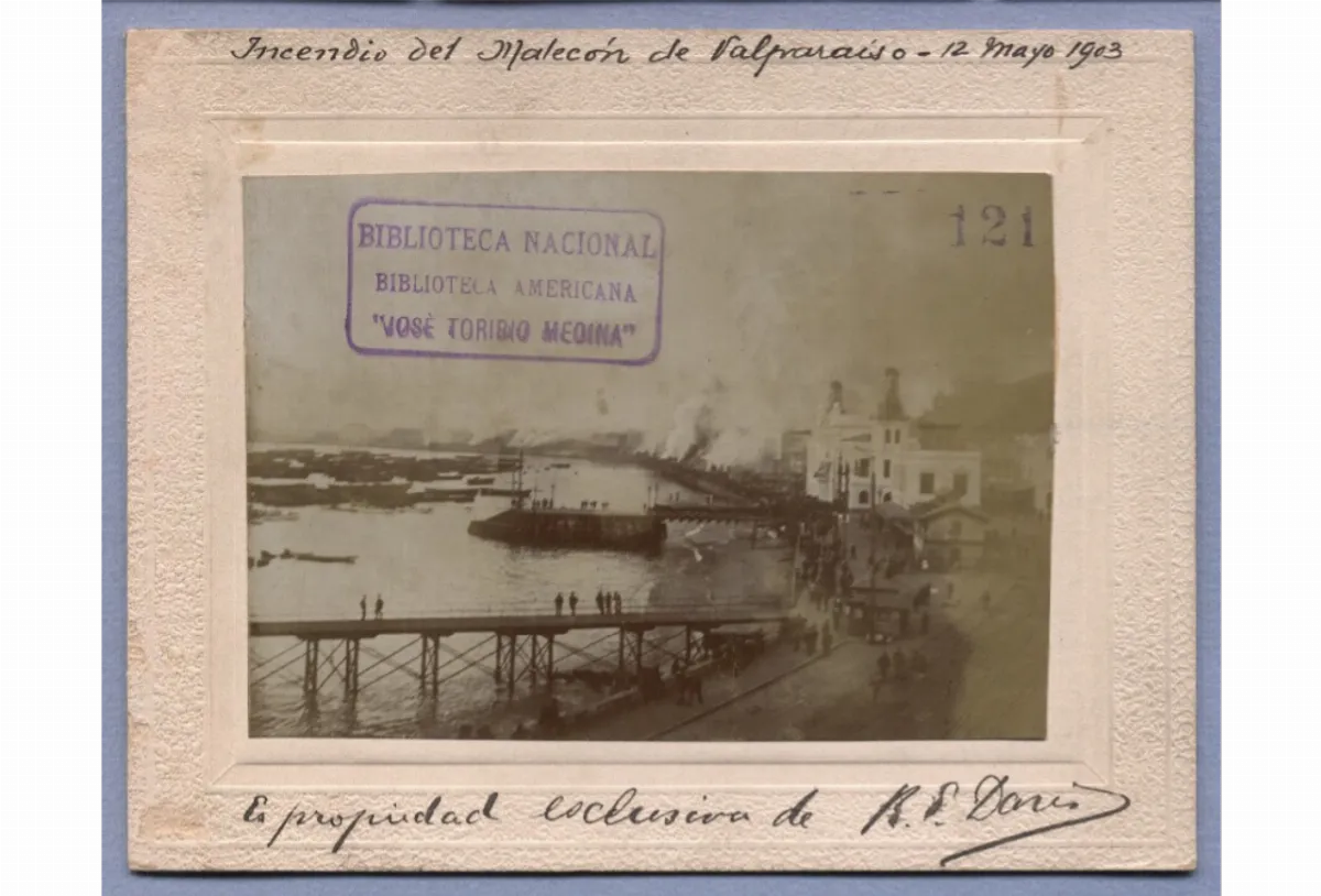 Incendio del malecón de Valparaíso, 12 de mayo de 1903 — 1903 | Chile de Ayer