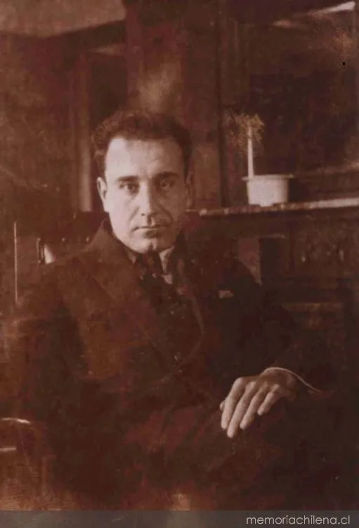 Juan Guzmán Cruchaga a bordo de un barco japonés, hacia 1917 — 1917 | Chile de Ayer