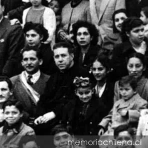 Padre Alberto Hurtado, hacia 1940 — 1940 | Chile de Ayer