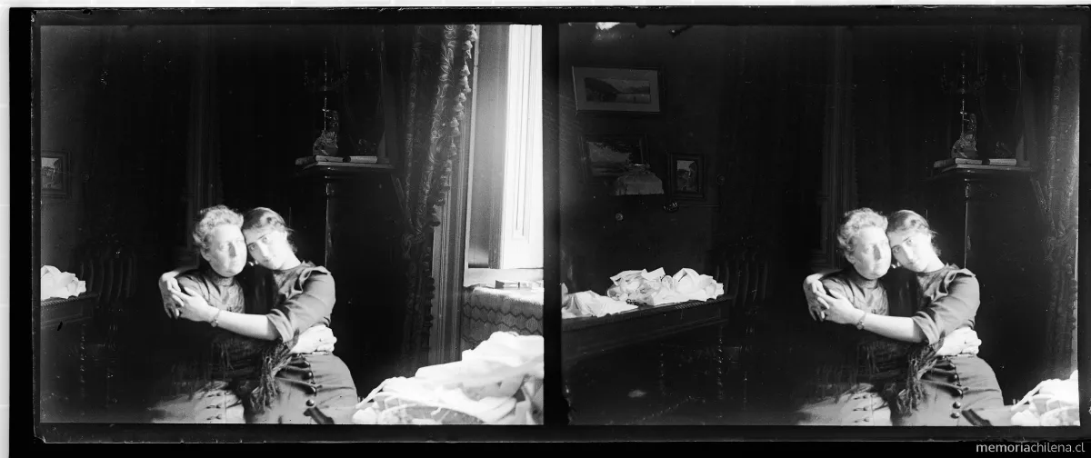 Sra. Pastor y Clarita, en Sazié 2384, Santiago, noviembre, 1912 — 1912 | Chile de Ayer