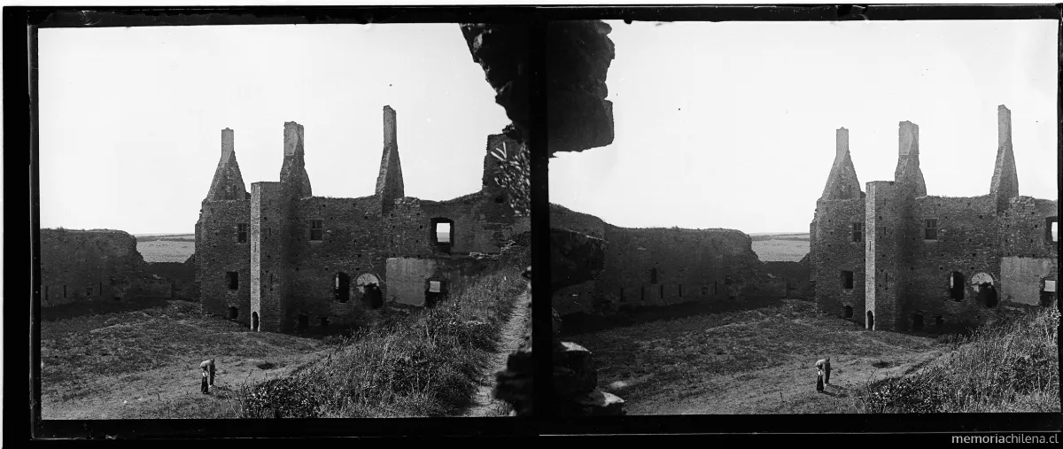 El Castillo de Suscinio, Trinité-sur-Mer, septiembre 1911 — 1911 | Chile de Ayer