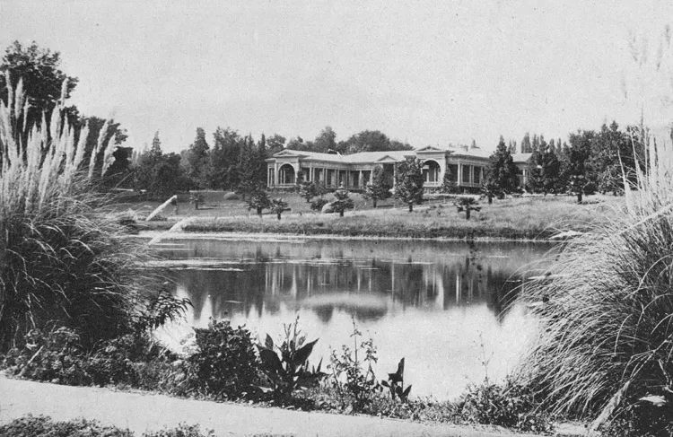 Hacienda Concha y Toro, Pirque, hacia 1900 — 1900 | Chile de Ayer