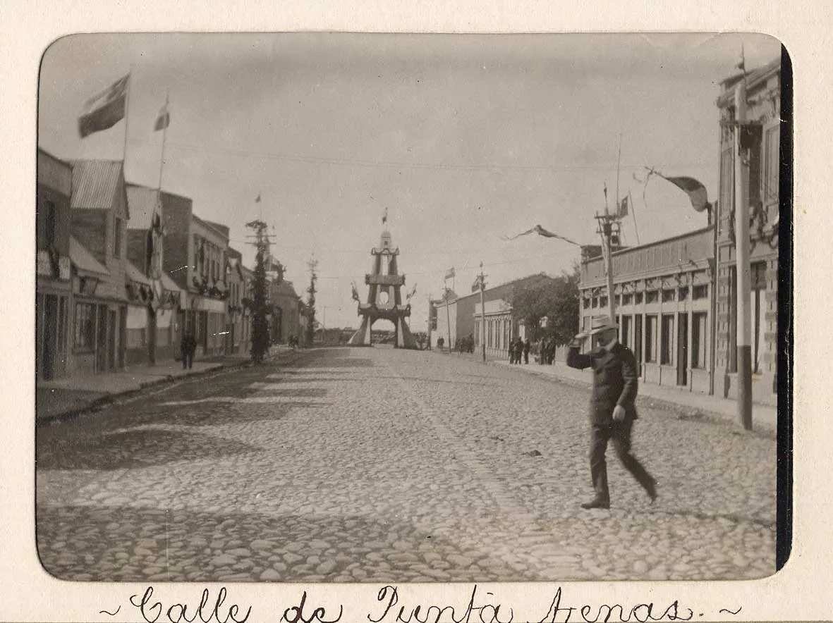 Calle de Punta Arenas, 1907 — 1907 | Chile de Ayer