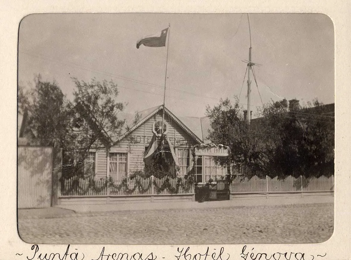 Hotel Génova, Punta Arenas, 1906 — 1906 | Chile de Ayer