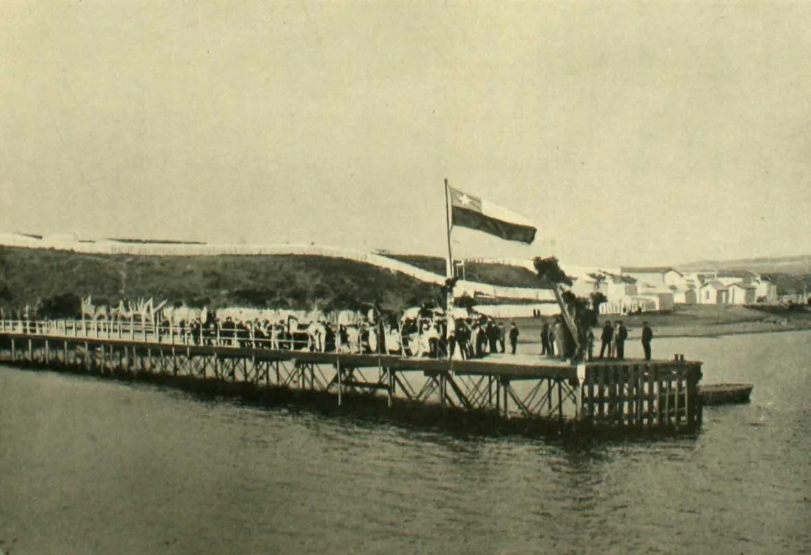 Muelle de Porvenir, Tierra del Fuego, 1906 — 1906 | Chile de Ayer