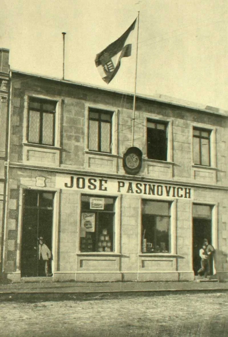 Casa comercial de José Pasinovich, Punta Arenas, 1906 — 1906 | Chile de Ayer