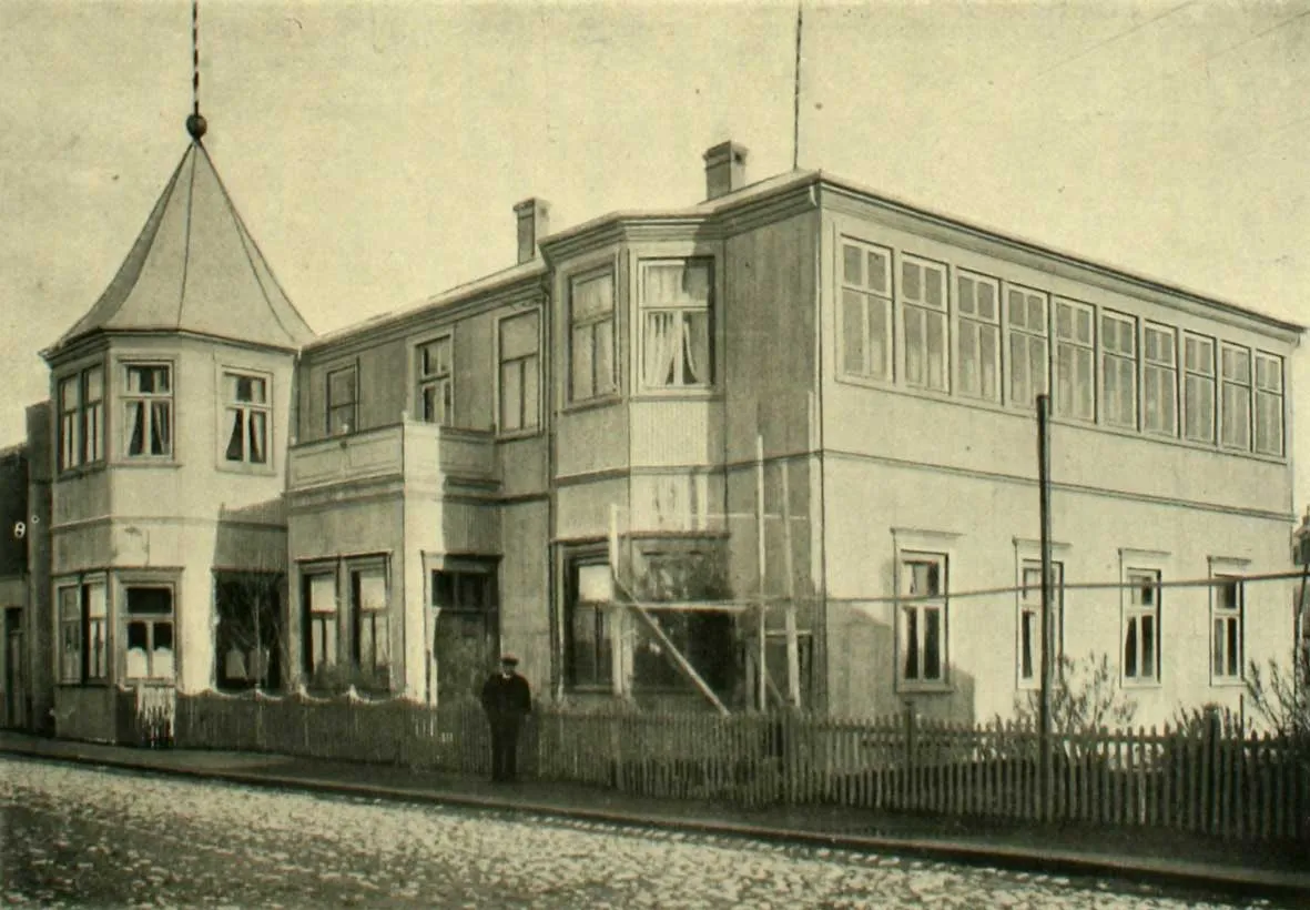 Club Alemán, Punta Arenas, 1906 — 1906 | Chile de Ayer