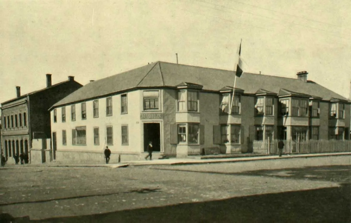 Casa comercial de Charles Williams, Punta Arenas, 1906 — 1906 | Chile de Ayer