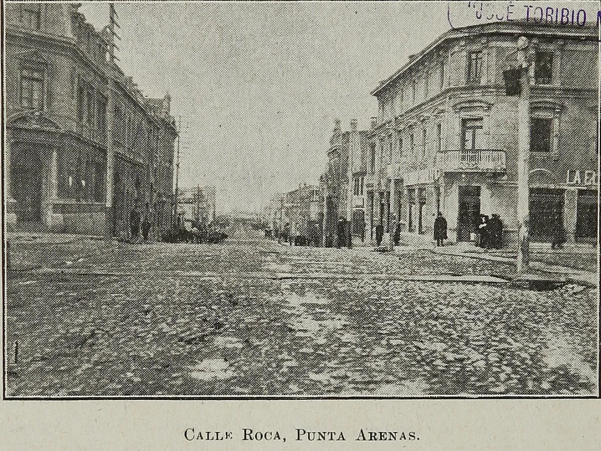 Calle Roca, Punta Arenas, 1920 — 1920 | Chile de Ayer