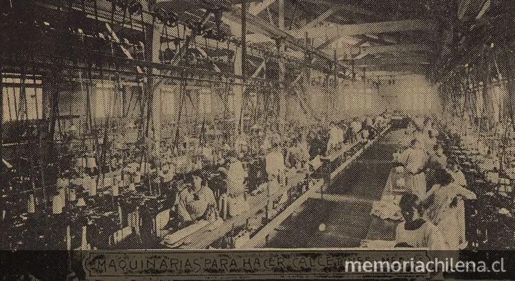 Máquina para hacer calcetines y medias, 1920 — 1920 | Chile de Ayer