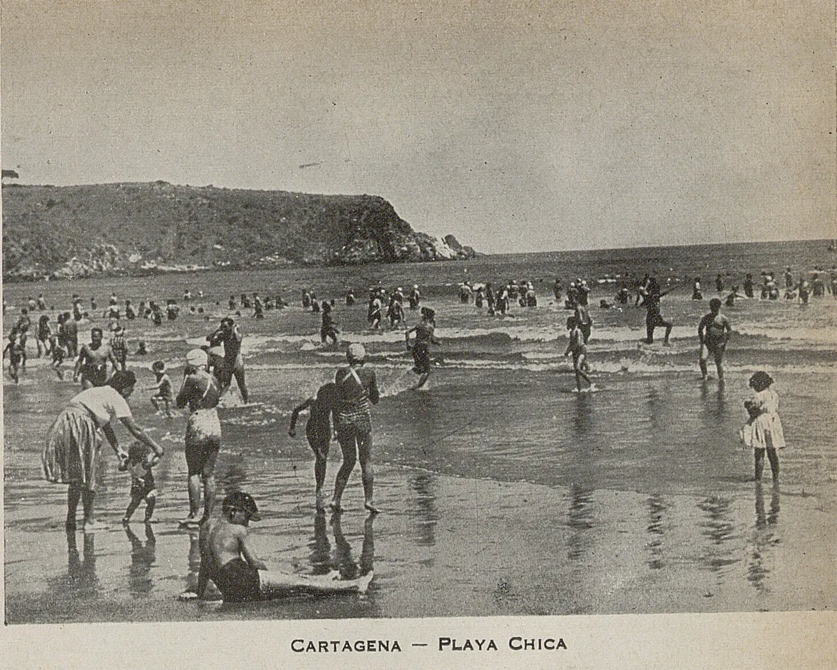 Playa Chica, Cartagena, 1944 — 1944 | Chile de Ayer