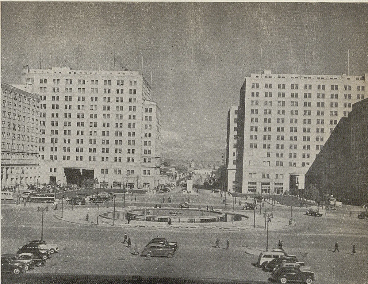 Plaza General Bulnes, Santiago, 1944 — 1944 | Chile de Ayer