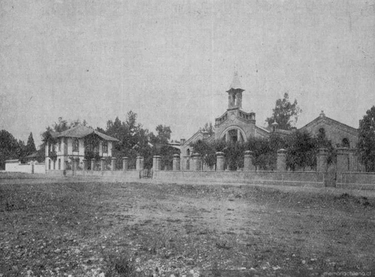 Casas de la Hacienda Subercaseaux, 1908 — 1908 | Chile de Ayer