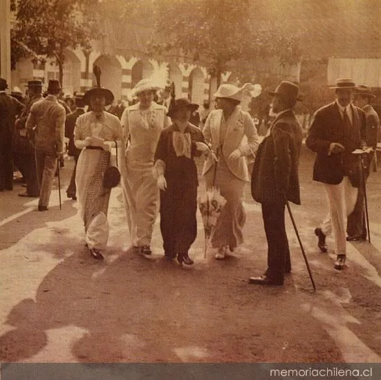 Asistencia a las carreras de caballos en Viña del Mar, 1913 — 1913 | Chile de Ayer