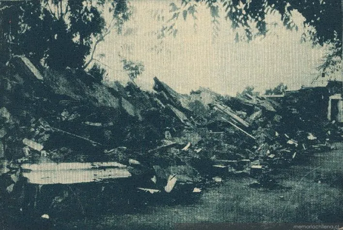Consecuencias del terremoto de Talca: nicho derrumbado, 1928 — 1928 | Chile de Ayer