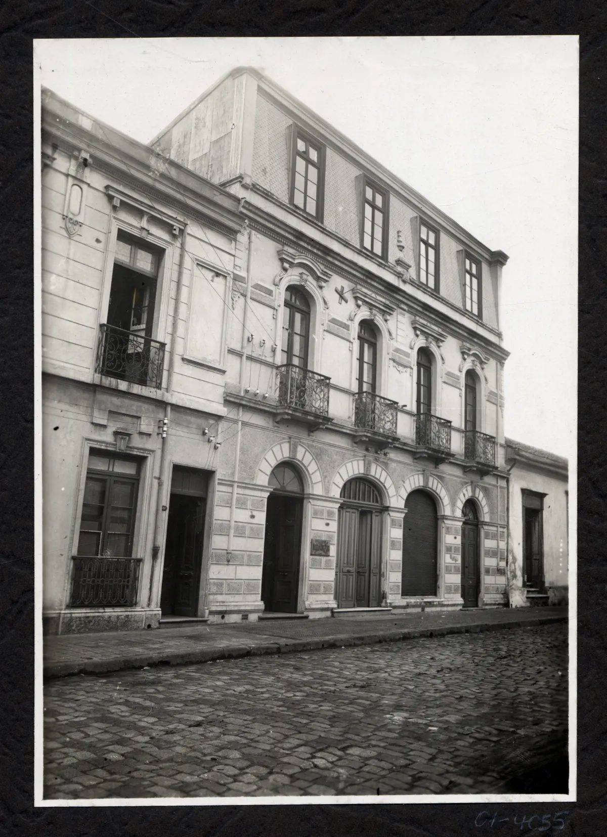 Fachada del Museo de Concepción, hacia 1930 — 1930 | Chile de Ayer
