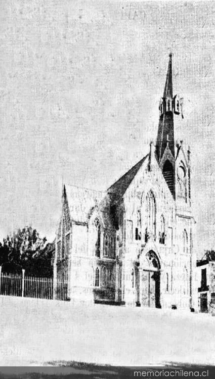 Iglesia en la Plaza de Arica, hacia 1920 — 1920 | Chile de Ayer