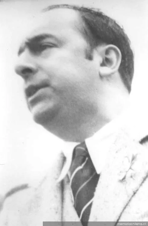 Pablo Neruda, 1930 — 1930 | Chile de Ayer