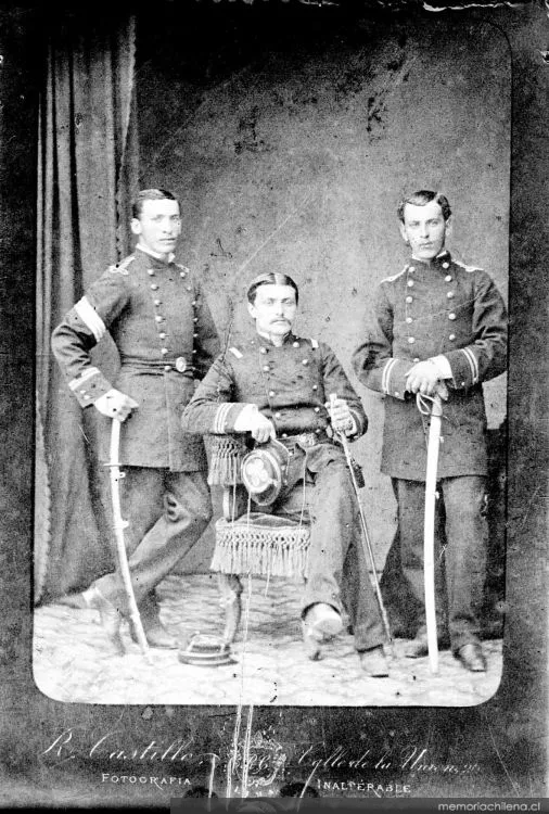 Luis D'Orto con Rafael y Luis Benavente, 1879 — 1879 | Chile de Ayer