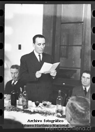 Eduardo Cruz Coke, senador conservador : 29 de mayo de 1945 — 1945 | Chile de Ayer