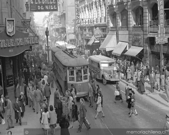 Calle Ahumada, Santiago, 1940 — 1940 | Chile de Ayer