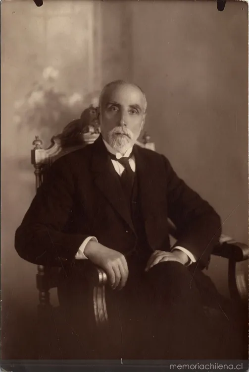Hombre adulto muy distinguido, entre 1920 y 1930 — 1920 | Chile de Ayer
