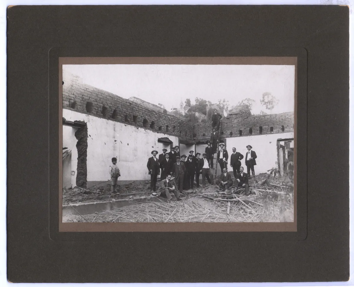 Demolición del monasterio o convento de Santa Clara — 1914 | Chile de Ayer