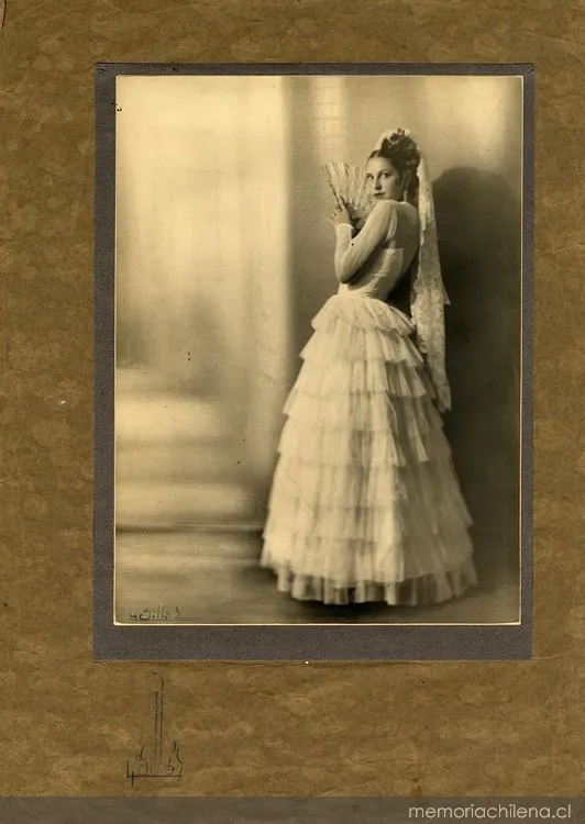 Retrato de mujer, ca. 1935 — 1935 | Chile de Ayer