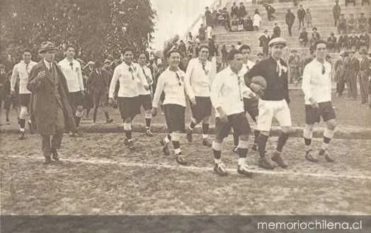 Colo-Colo F.C., hacia 1925 — 1925 | Chile de Ayer