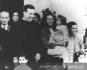 Padre Alberto Hurtado, hacia 1940 — 1940 | Chile de Ayer