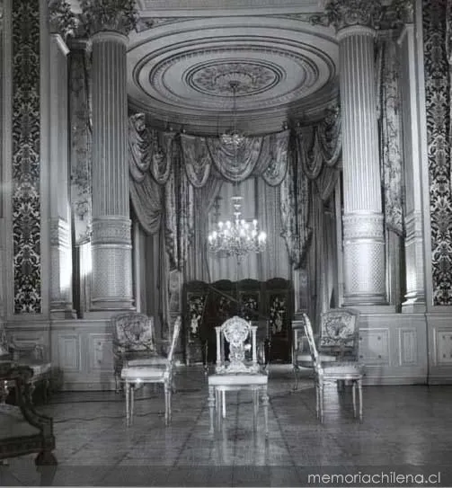 Palacio Cousiño, vista de sala de música — 1900 | Chile de Ayer