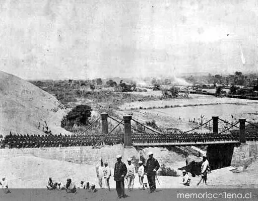 Campamento de Lurín, desfile del ejército chileno, 1880 — 1880 | Chile de Ayer