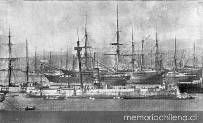 El Huáscar recalando en Valparaíso, después de su captura en Angamos, hacia 1880 — 1880 | Chile de Ayer