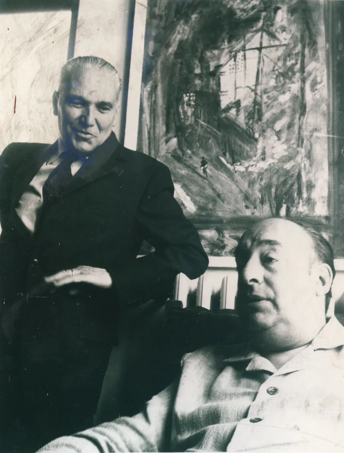 Pablo Neruda con el editor Alberto Tallone en Alpignano — 1964 | Chile de Ayer